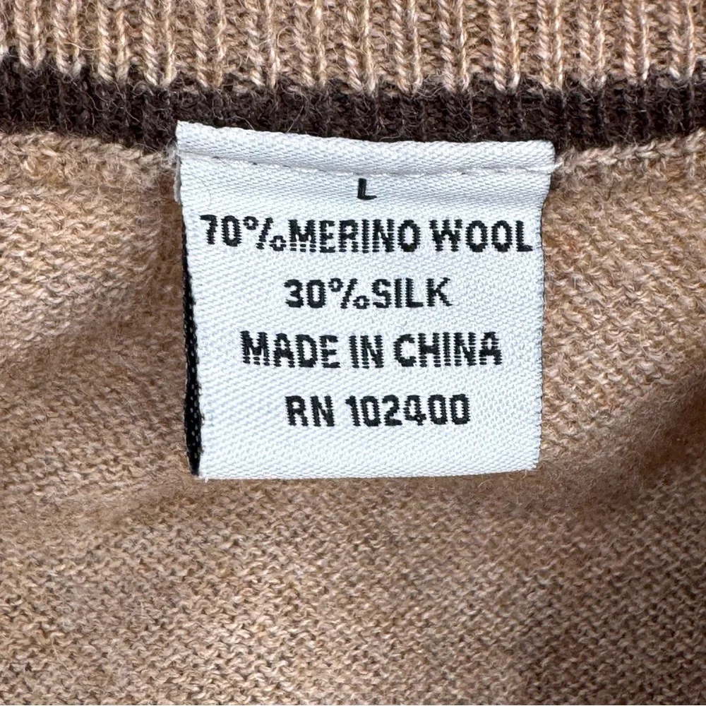 Bachrach Men’s Wool Silk Blend Tan with Brown Accents V-Neck Sweater Size L